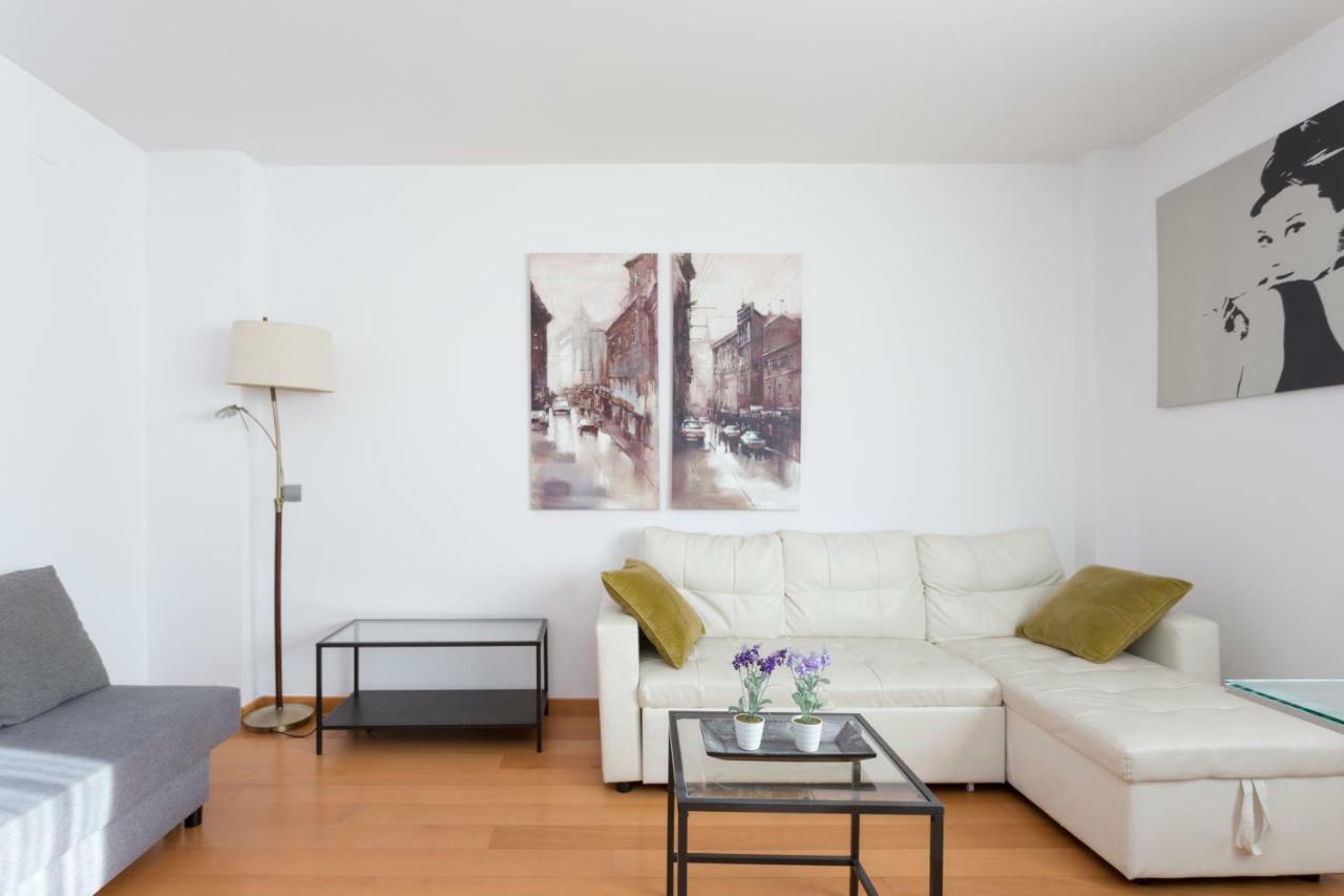 1217 - Pool And Beach Nice Apartment II 바르셀로나 외부 사진